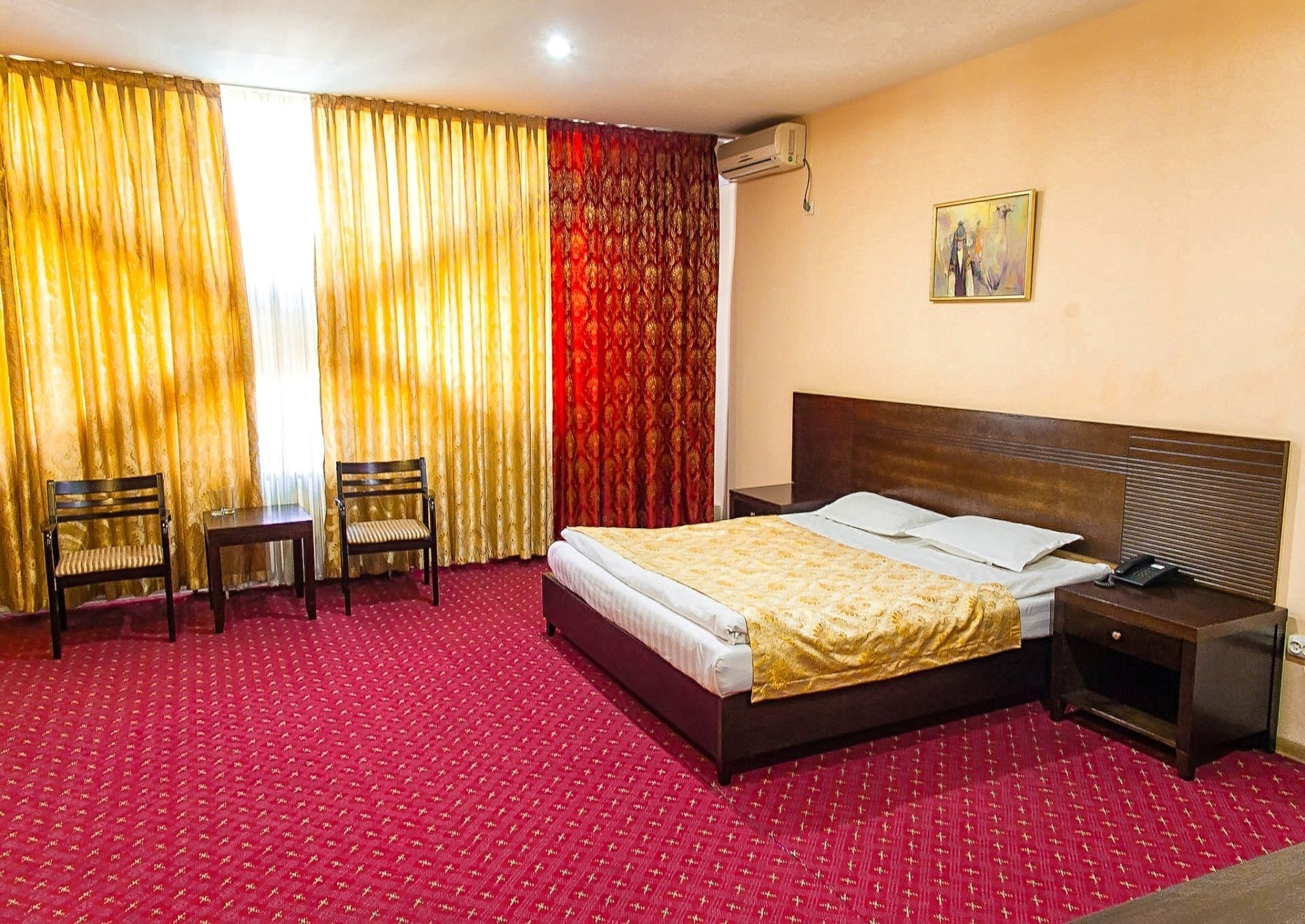 Renion Hotel Almaty Exterior foto